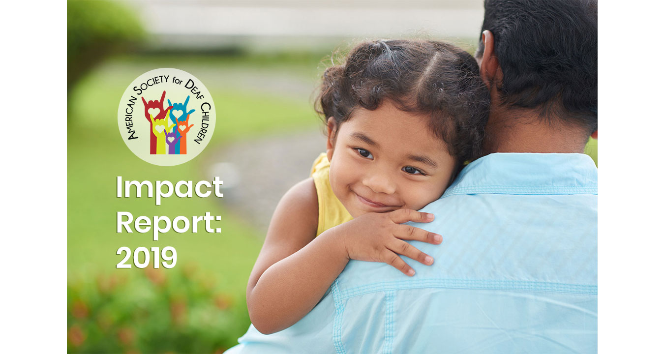 Las imágenes muestran el logotipo de ASDC, el texto del título "Informe de impacto 2019" y una niña feliz mirando por encima del hombro de su padre.